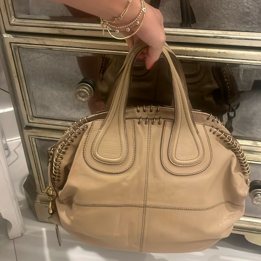 Givenchy nightingale bag size medium